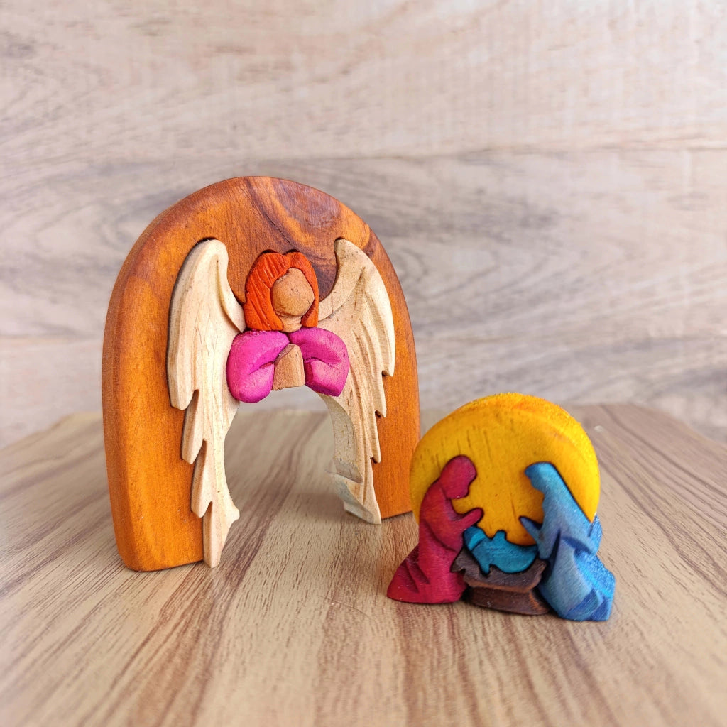 Angel Wooden Nativity Scene