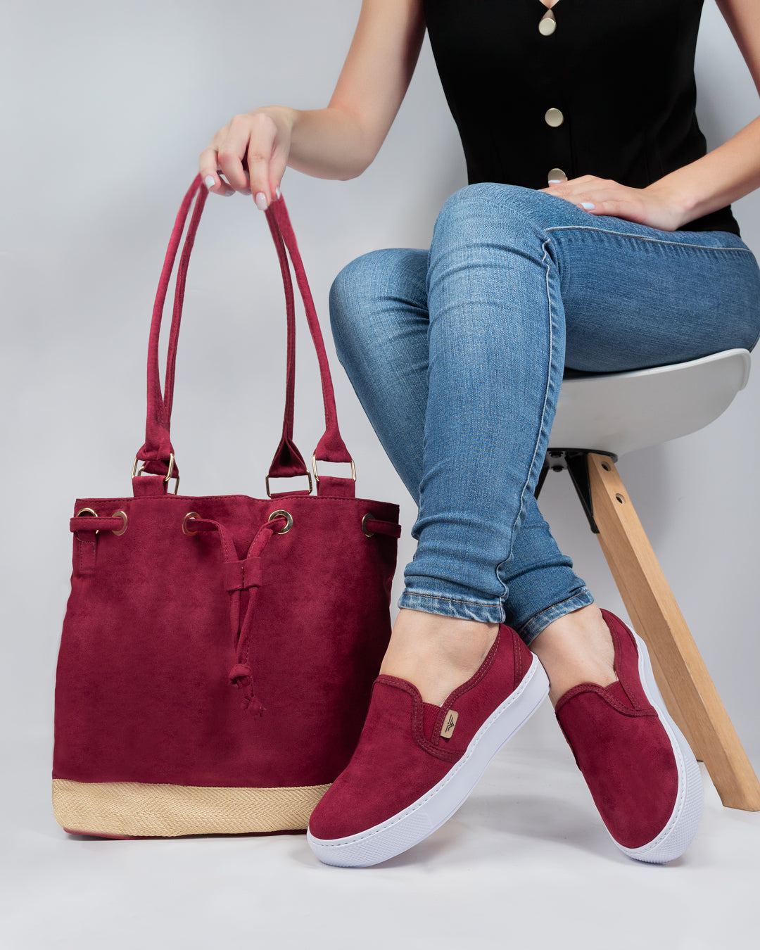 Burgundy Shoes & Handbag Set by Pontiak