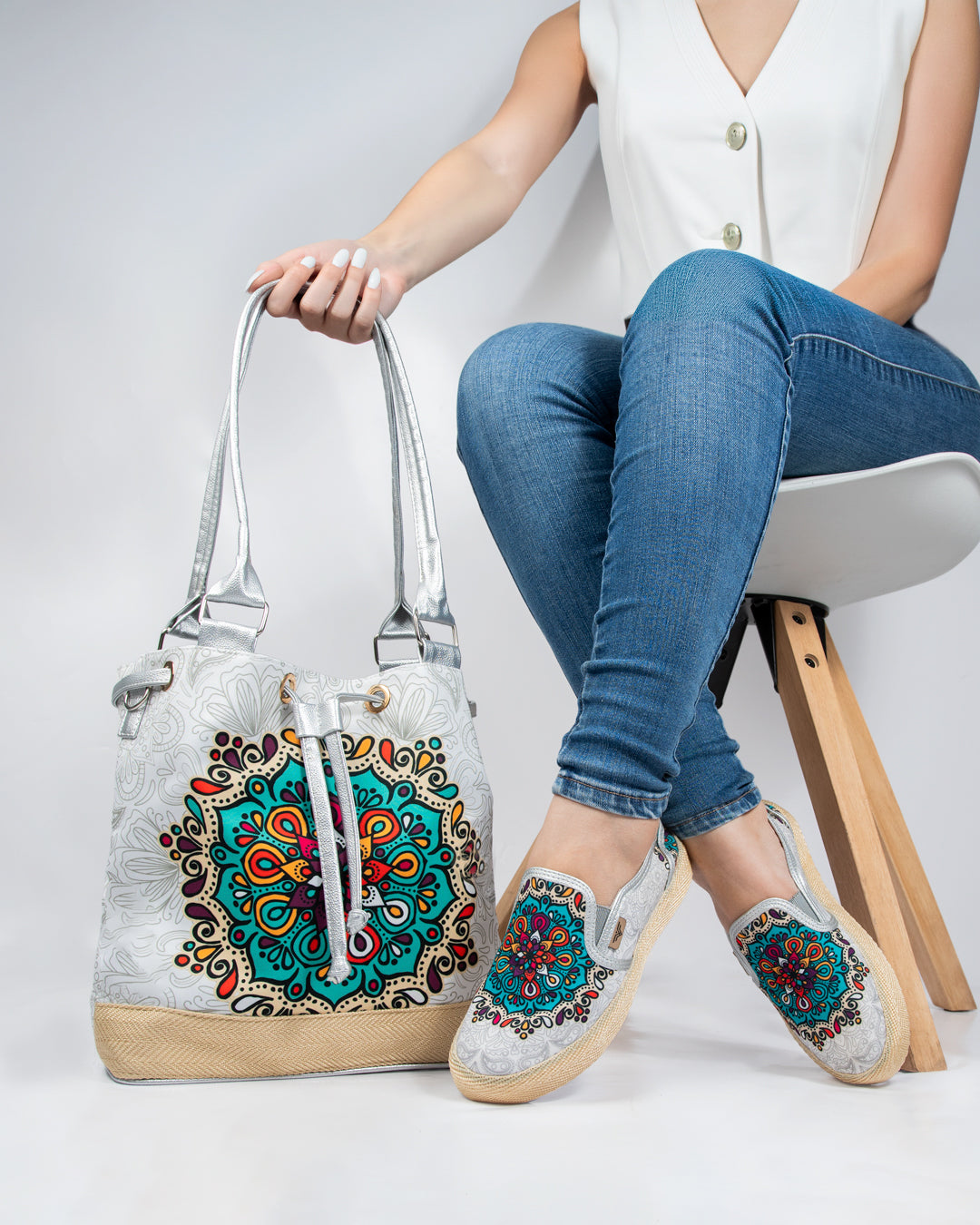 Mint Silver Shoes & Handbag Set by Pontiak