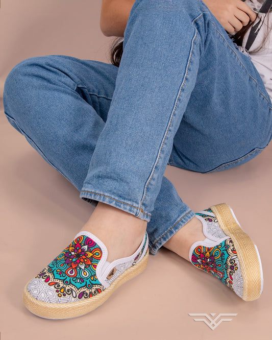 Mint White Slip-On Espadrille Sneakers by Pontiak