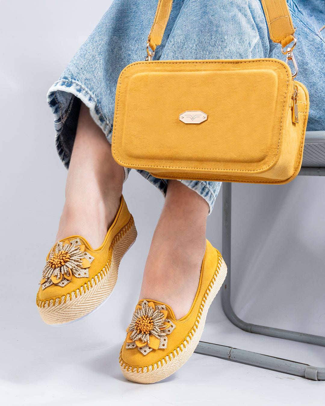 Flower Mustard Shoes & Crossbody Bag Set by Pontiak