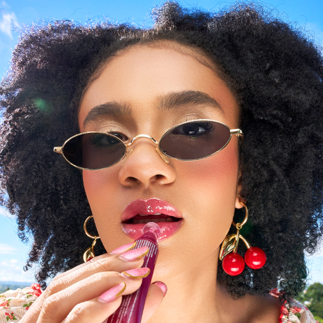 Instant Hydrating Lip Gloss with Collectible Charm