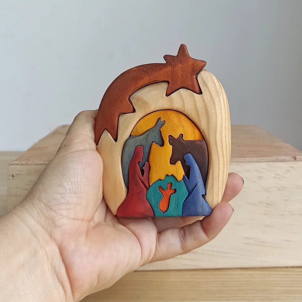 Star Wooden Nativity Scene