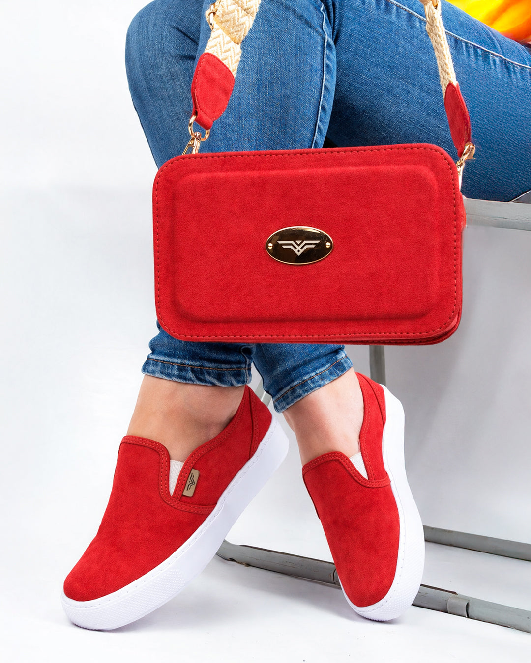 Red Shoes & Crossbody Bag Set by Pontiak