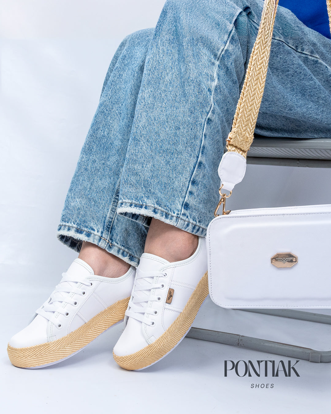 Snow Shoes & Crossbody Bag Set by Pontiak