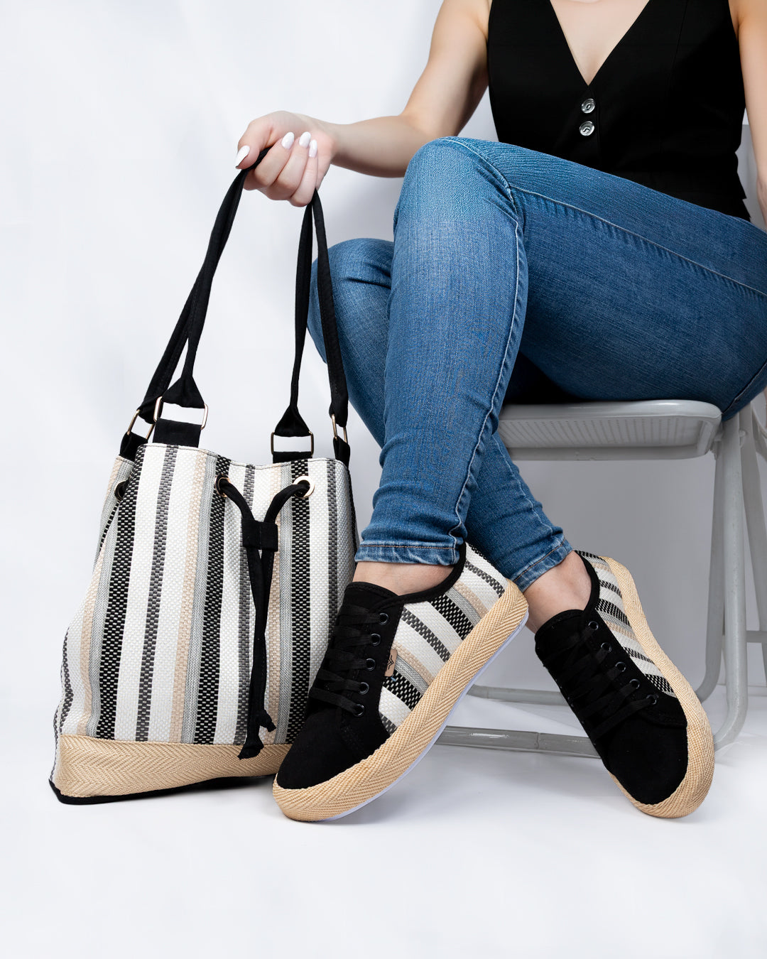 RM Black Shoes & Handbag Set by Pontiak