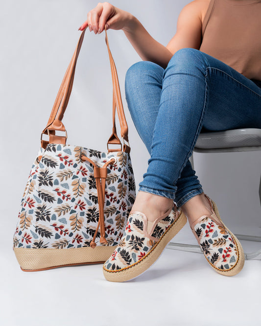 Autumn Leaves Shoes & Handbag Set by Pontiak