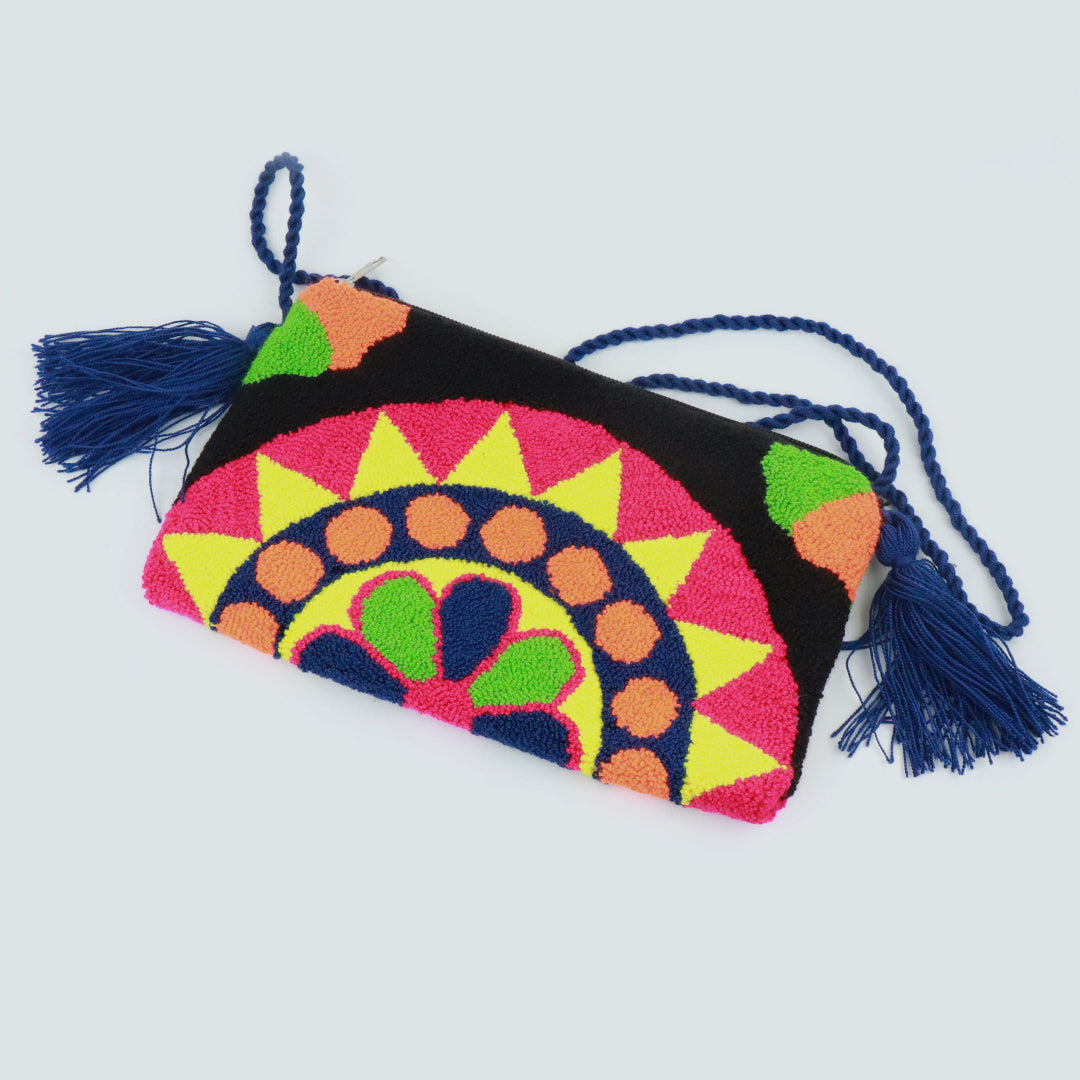 Handmade Embroidered Wayuu Crossbody Bag