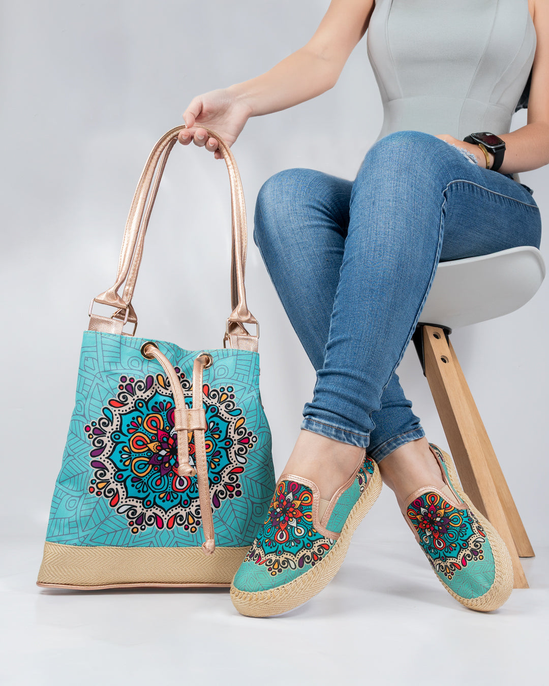 Mint Green Shoes & Handbag Set by Pontiak