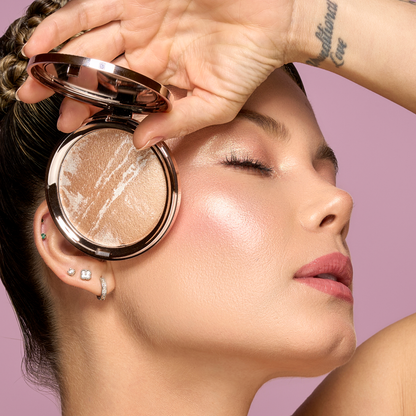 Angel Light Compact Highlighter