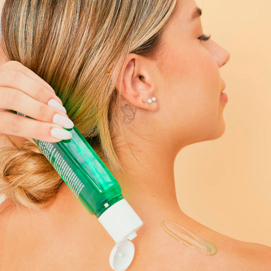 Refreshing Gel with Aloe Vera and Calendula