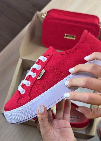 Red Shoes & Crossbody Bag Set by Pontiak