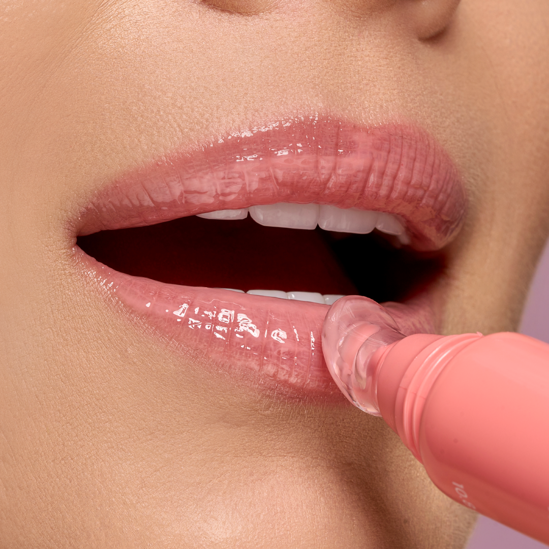 Instant Hydrating Lip Gloss