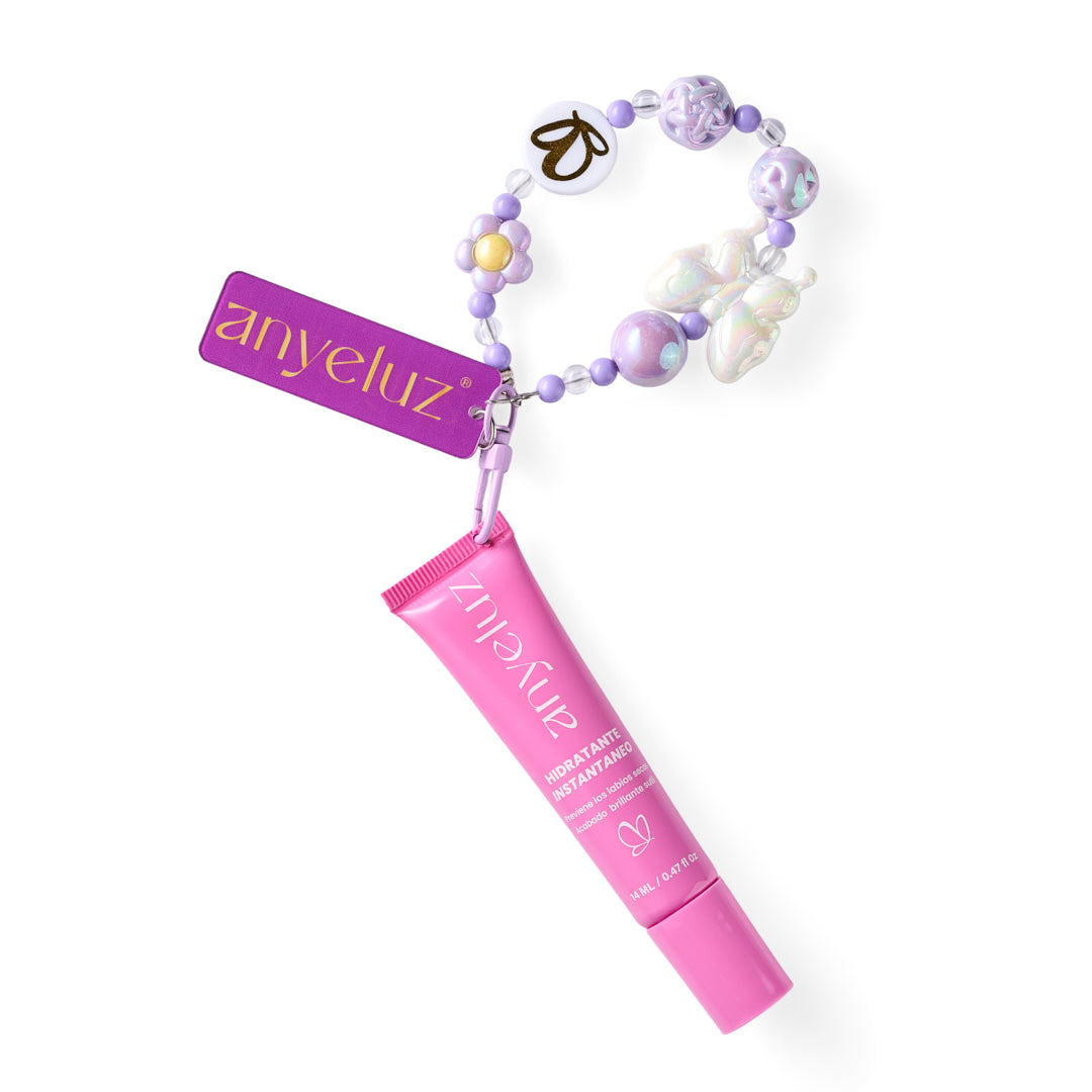 Instant Hydrating Lip Gloss with Collectible Charm