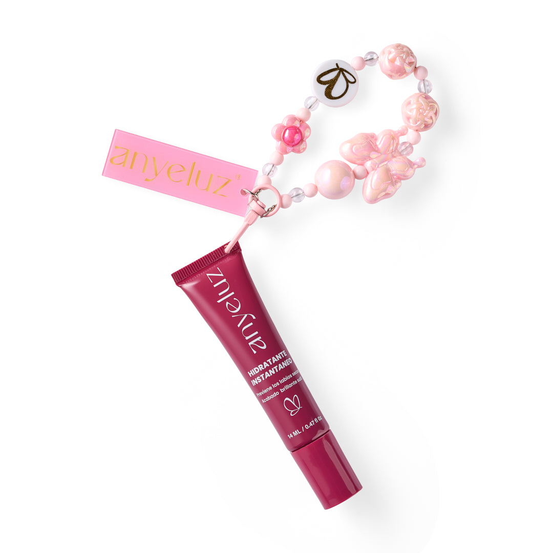 Instant Hydrating Lip Gloss with Collectible Charm