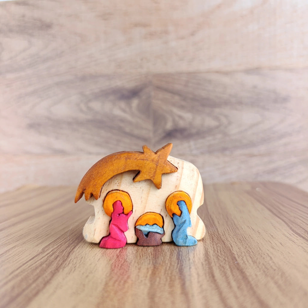 Star Wooden Nativity Scene