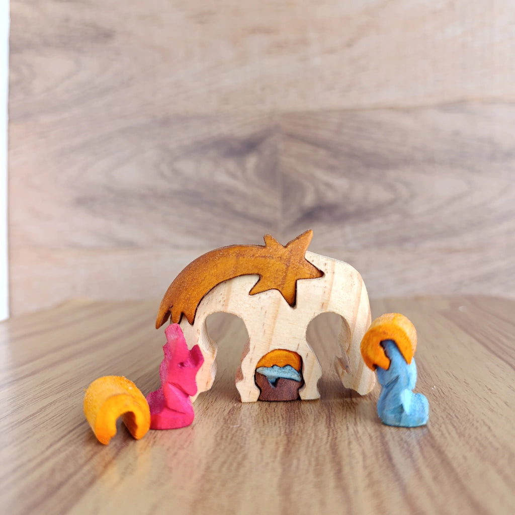 Star Wooden Nativity Scene