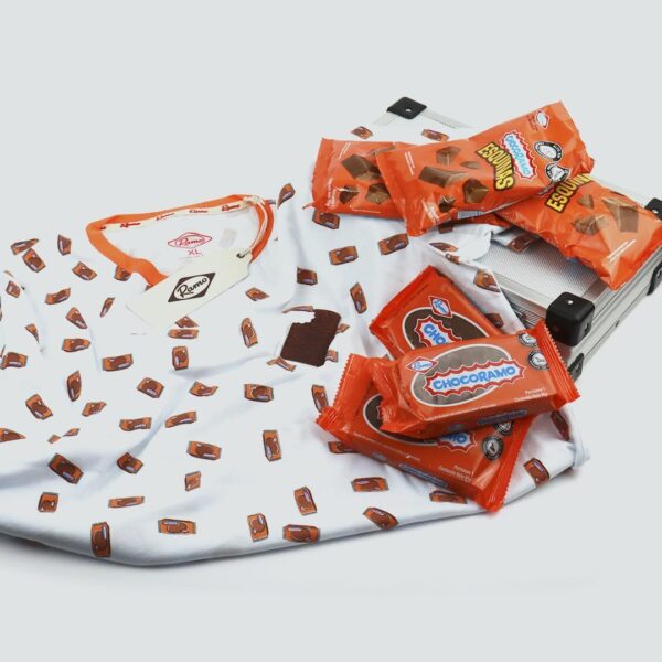 Colombian Sweetness Chocorramo and T-shirt Kit - Image 4